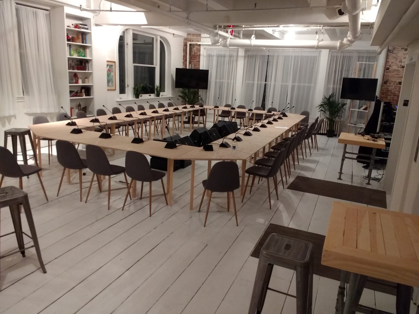 Corporate event at Gary's Loft photo 9